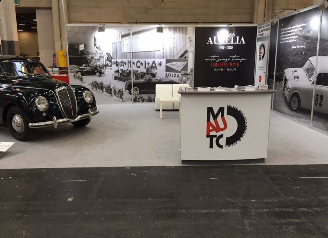 Stand Automotoretrò