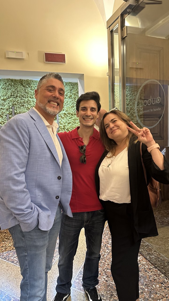 photo_2025-09-24_19-05-23